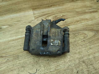 суппорт передний левый Peugeot 208 1 поколение 2012, 1.2 л., бензин, МКПП, хетчбэк 3 дв.