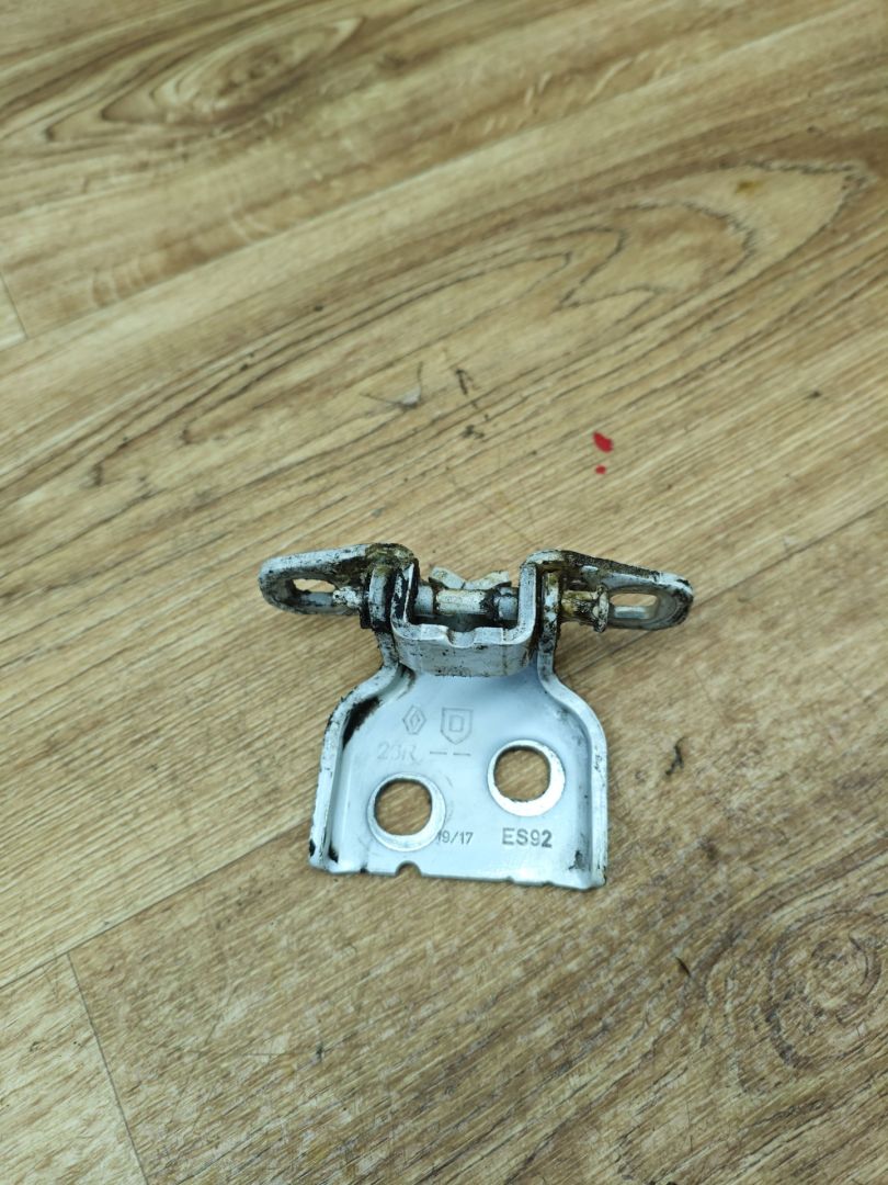 петля двери Lada Vesta 1 поколение 2017, 1.6 л., бензин, МКПП, седан - фото №1