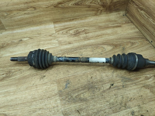 полуось передняя левая (приводной вал, ШРУС) Peugeot 208 1 поколение 2012, 1.2 л., бензин, МКПП, хетчбэк 3 дв., 9803959580