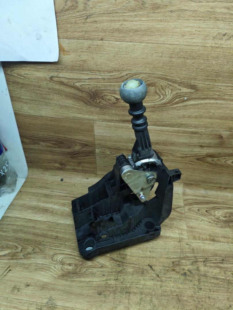 кулиса Peugeot 5008 1 поколение 2011, 1.6 л., дизель, МКПП, минивэн, 9672372980 - фото №1