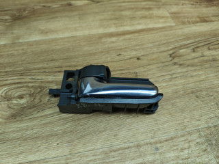 ручка внутренняя задняя левая Toyota Corolla 9 поколение (E120/E130) 2002, 1.4 л., 4ZZ-FE, бензин, МКПП, хетчбэк 5 дв.