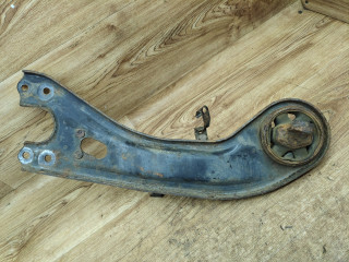 рычаг задний правый Hyundai ix35 1 поколение 2012, 2.0 л., G4KD, бензин, МКПП, внедорожник 5 дв., передний привод