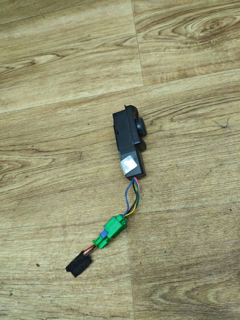 блок управления печки / климат-контроля Peugeot 5008 1 поколение 2011, 1.6 л., дизель, МКПП, минивэн, 96846886XT - фото №1