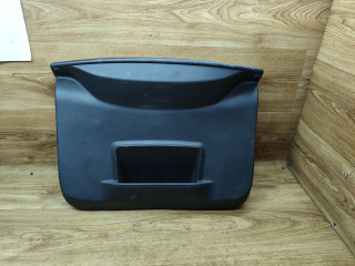 обшивка крышки багажника Renault Duster 1 поколение 2012, 2.0 л., F4R 403, бензин, АКПП, внедорожник 5 дв., передний привод, 909000175R