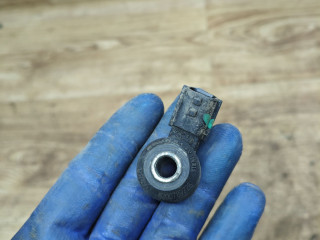 датчик детонации Renault Duster 1 поколение 2012, 2.0 л., F4R 403, бензин, АКПП, внедорожник 5 дв., передний привод, 8200789728