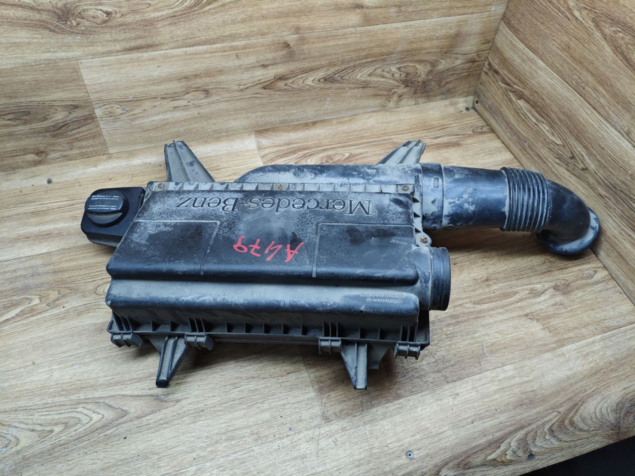 корпус воздушного фильтра Mercedes-Benz Vito W639 (2003 - 2010), дизель, МКПП, микроавтобус, A6395282506 - фото №1