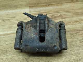 суппорт передний правый Peugeot 208 1 поколение 2012, 1.2 л., бензин, МКПП, хетчбэк 3 дв.