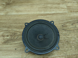 динамик двери Renault Duster 1 поколение 2012, 2.0 л., F4R 403, бензин, АКПП, внедорожник 5 дв., передний привод