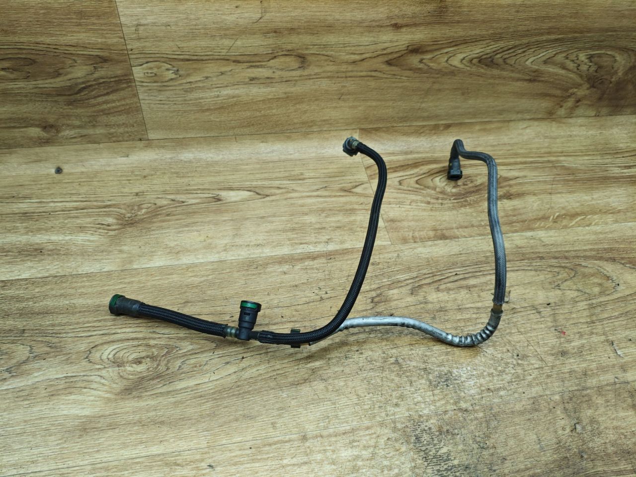 трубка топливная Land Rover Range Rover Evoque L538 2012, 2.2 л., 224DT, дизель, МКПП, внедорожник 5 дв. - фото №1