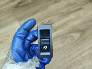 кнопка стеклоподъемника двери Lada Vesta 1 поколение 2017, 1.6 л., бензин, МКПП, седан, 8450006925