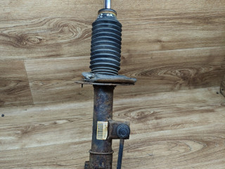 амортизатор передний левый Hyundai ix35 1 поколение 2012, 2.0 л., G4KD, бензин, МКПП, внедорожник 5 дв., передний привод, 54650-2Y360