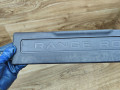 накладка на порог внутренняя Land Rover Range Rover Evoque L538 2012, 2.2 л., 224DT, дизель, МКПП, внедорожник 5 дв., BJ3213200CA - фото №2