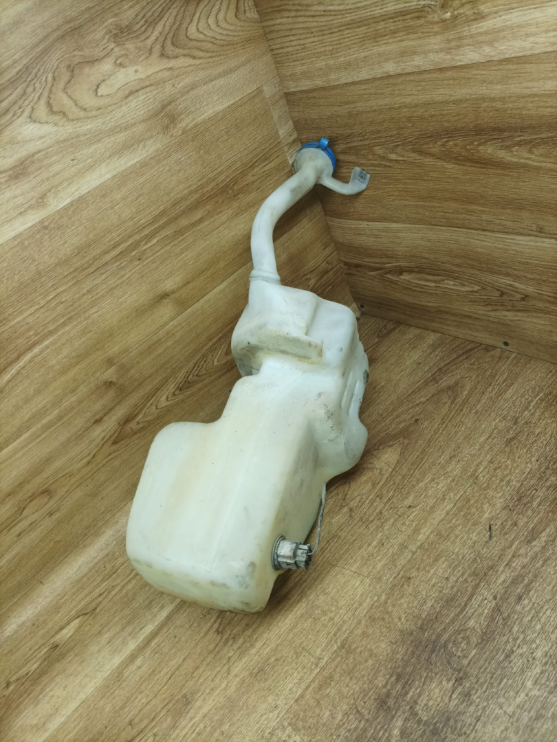 бачок омывателя Volkswagen Sharan 1 поколение 1995, 2.0 л., ADY, бензин, МКПП, минивэн, 7M0955453D - фото №1