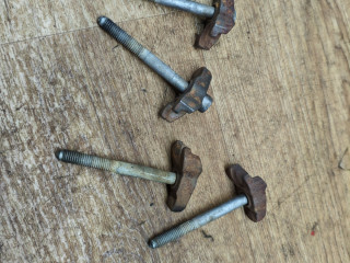 крепление форсунки Land Rover Range Rover Evoque L538 2012, 2.2 л., 224DT, дизель, МКПП, внедорожник 5 дв.