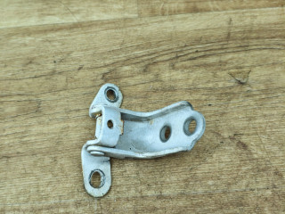 петля двери Hyundai ix35 1 поколение 2012, 2.0 л., G4KD, бензин, МКПП, внедорожник 5 дв., передний привод