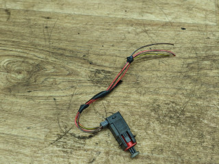 Датчик педали тормоза (лягушка) Opel Vectra C [рестайлинг] 2005, 1.9 л., Z 19 DT, дизель, МКПП, универсал, 55701395