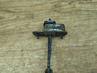 ограничитель открывания двери Hyundai ix35 1 поколение 2012, 2.0 л., G4KD, бензин, МКПП, внедорожник 5 дв., передний привод