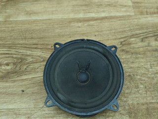 динамик двери Renault Duster 1 поколение 2012, 2.0 л., F4R 403, бензин, АКПП, внедорожник 5 дв., передний привод