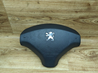подушка безопасности водителя Peugeot 3008 1 поколение 2011, 1.6 л., дизель, МКПП, внедорожник 5 дв., 96845302ZE