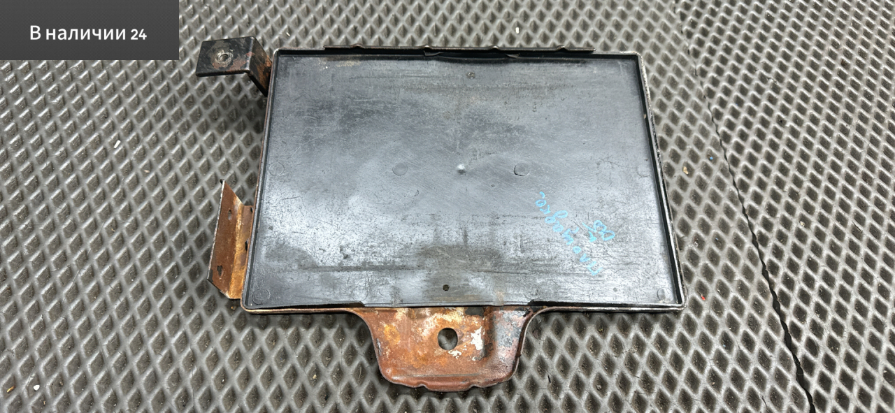 Площадка акб аккумулятора Kia Magentis 1 поколение GD 2003, 2.5 л., G6BV, бензин, АКПП, 5c - olive green, седан, передний привод, 3716038000 - фото №1