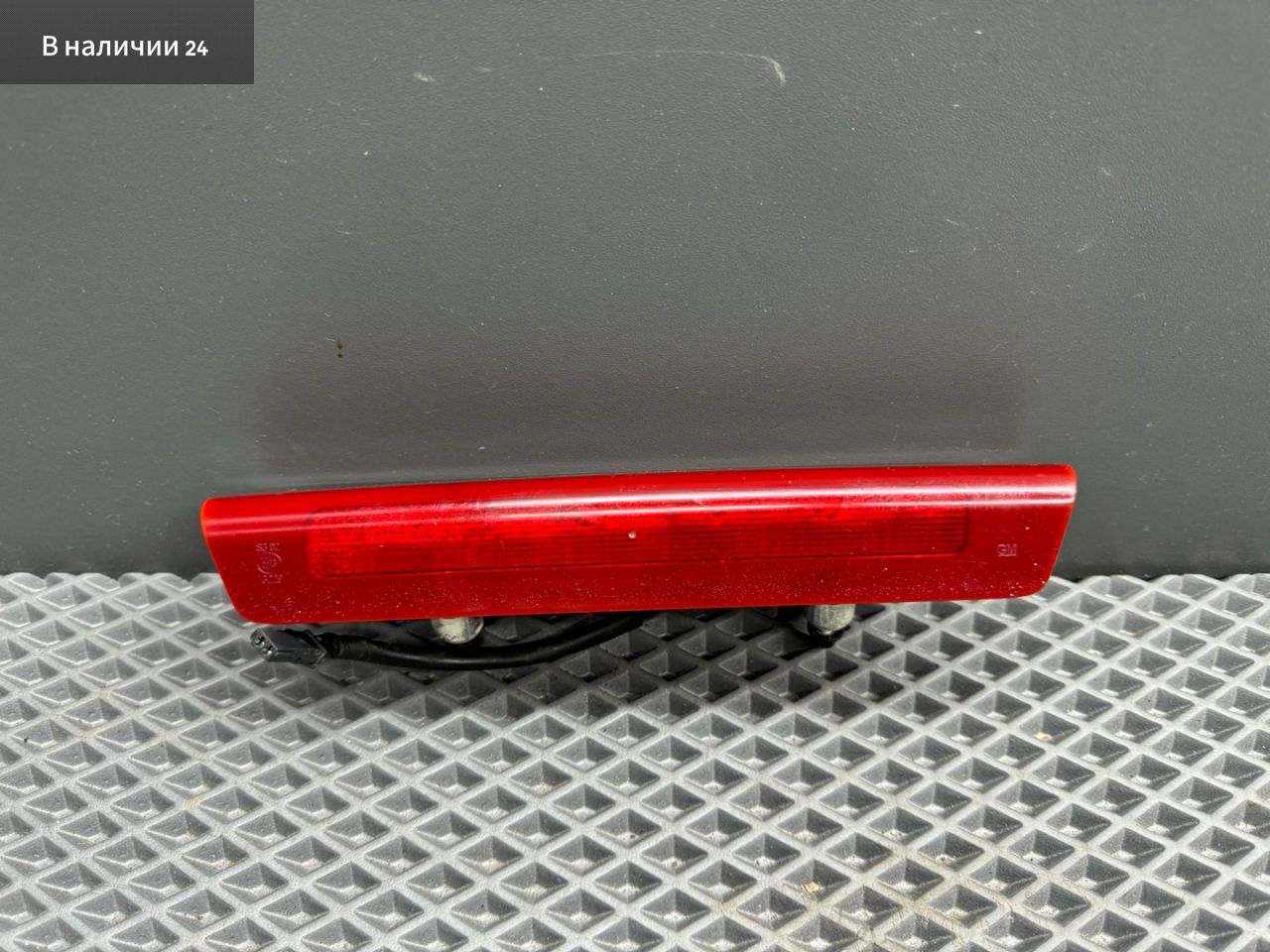 дополнительный стоп-сигнал Chevrolet Cruze HR (2001 - 2008), хетчбэк 5 дв., 95489717 - фото №1