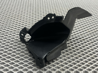 воздуховод (дефлектор) радиатора Mazda 3 2 поколение [рестайлинг] BL 2011, 1.6 л., Z6, бензин, АКПП, 34k crystal white pearl tricoat, седан, передний привод, BHE4501V1