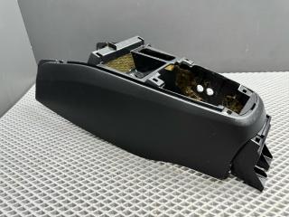 консоль салона Mitsubishi Lancer 9 поколение 2004, 1.3 л., 4G13 (8V), бензин, МКПП, a31a cool silver, седан, передний привод, MR633547