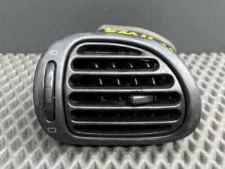 дефлектор обдува салона Peugeot 206 1 поколение 2000, 9624664377