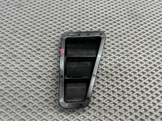 решетка вентиляции багажника Mitsubishi Lancer 9 поколение 2004, 1.3 л., 4G13 (8V), бензин, МКПП, a31a cool silver, седан, передний привод, MR360018