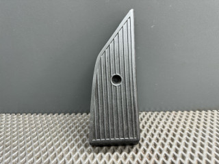 Опорная площадка для ног Ford Fusion 1 поколение [рестайлинг] CBK 2007, 1.4 л., FXJA, бензин, МКПП, хетчбэк 5 дв., передний привод, 2S61-A12036-BAW