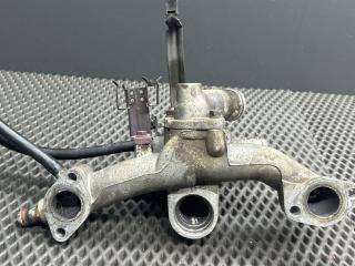 корпус термостата Kia Magentis 1 поколение GD 2003, 2.5 л., G6BV, бензин, АКПП, 5c - olive green, седан, передний привод, 2562037350