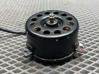 двигатель вентилятора радиатора Chevrolet Lacetti 1 поколение J200 2008, 1.6 л., F16D3, бензин, МКПП, gge - ярко красный, хетчбэк 5 дв., передний привод, 96553376