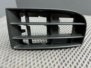 заглушка (решетка) в бампер Volkswagen Golf 4 поколение 2001, 1K0853665A