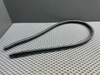 уплотнитель жабо Hyundai Accent 2 поколение (LC) LC 2007, 1.5 л., G4EC-G, бензин, МКПП, серый s10, седан, передний привод, 864311E000