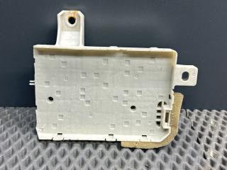 блок предохранителей Mazda Atenza 1 поколение 2004, GJ6A66730B