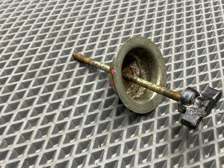 болт Toyota Corolla 9 поколение (E120/E130) CDE120 2004, 1.6 л., 3ZZ-FE, бензин, МКПП, 8q3 - grayish blue, седан, передний привод, 5190012160