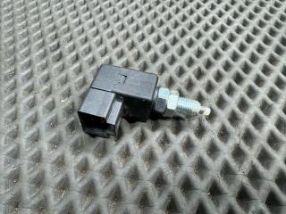 Датчик педали тормоза (лягушка) Kia Ceed 1 поколение ED 2008, 1.6 л., G4FC, бензин, АКПП, черный, хетчбэк 3 дв., 32800-1H200