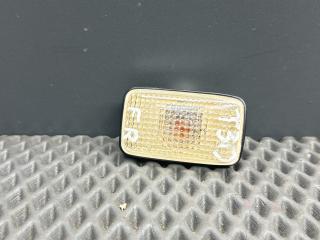 повторитель поворота на крыле Nissan X-Trail T30 2002, 26160EQ000