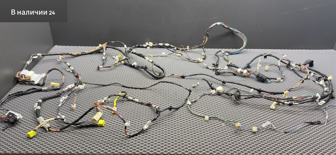 проводка салона Toyota Corolla 9 поколение (E120/E130) CDE120 2004, 1.6 л., 3ZZ-FE, бензин, МКПП, 8q3 - grayish blue, седан, передний привод, AB16102763, 8216102763 - фото №1