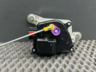 активатор замка багажника Hyundai i20 1 поколение PB 2010, 1.4 л., G4FA, бензин, АКПП, fr - black diamond черный, хетчбэк 5 дв., передний привод, 957501J000