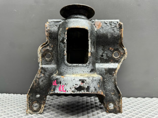 крепление амортизатора Kia Magentis 1 поколение [рестайлинг] GD 2004, 2.5 л., G6BV, бензин, АКПП, седан, передний привод, 5536038601