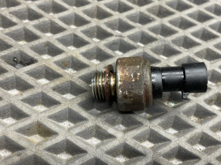 датчик давления масла Chevrolet Lacetti 1 поколение J200 2008, 1.6 л., F16D3, бензин, МКПП, gge - ярко красный, хетчбэк 5 дв., передний привод, 12635992, 95961350, 90336039, 96281689