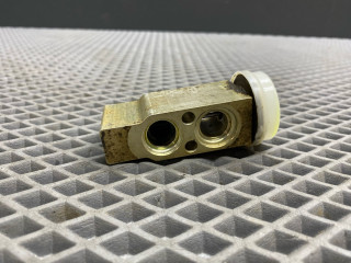 расширительный клапан кондиционера Hyundai Accent 2 поколение (LC) LC 2006, 1.5 л., бензин, МКПП, седан, 976041C100