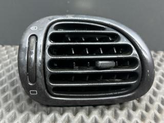 дефлектор обдува салона Peugeot 206 1 поколение 2000, 9624664377