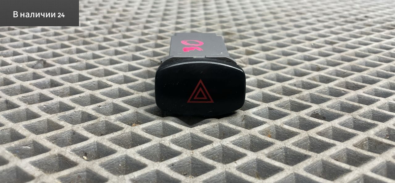 кнопка аварийной сигнализации Chevrolet Lacetti 1 поколение J200 2008, 1.6 л., F16D3, бензин, МКПП, gge - ярко красный, хетчбэк 5 дв., передний привод, 96551005 - фото №1