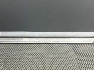 накладка на порог внутренняя Kia Magentis 1 поколение GD 2003, 2.5 л., G6BV, бензин, АКПП, 5c - olive green, седан, передний привод, 85881-38200