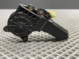 моторчик стеклоподъемника задний левый Hyundai Accent 2 поколение (LC) LC 2006, 1.5 л., бензин, МКПП, седан, 83403-25010