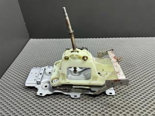 кулиса Mitsubishi Lancer 9 поколение 2004, 1.3 л., 4G13 (8V), бензин, МКПП, a31a cool silver, седан, передний привод, MR246297, MR553289