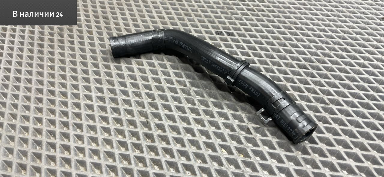 патрубок радиатора Chevrolet Lacetti 1 поколение J200 2008, 1.6 л., F16D3, бензин, МКПП, gge - ярко красный, хетчбэк 5 дв., передний привод, 96553272 - фото №1