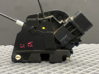 замок двери задней левой Mazda 3 1 поколение [рестайлинг] BK 2008, 1.6 л., Z6, бензин, МКПП, 16w, седан, передний привод, BP4K-73-310E, BP4K-73-310B, BP4K-73-310D